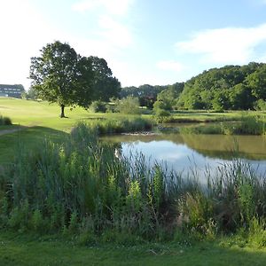 London Beach Country Hotel & Golf Club